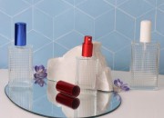 Četvrtasta bočica za parfeme 30mL sa reljefom (18/415)
