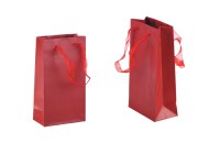 Papirna plastificirana kesa 110x60x200mm sa ručkicama od tila širine 2cm, više boja - 20 kom Papirna plastificirana kesa 110x60x200mm sa ručkicama od tila širine 2cm, više boja - 20 kom