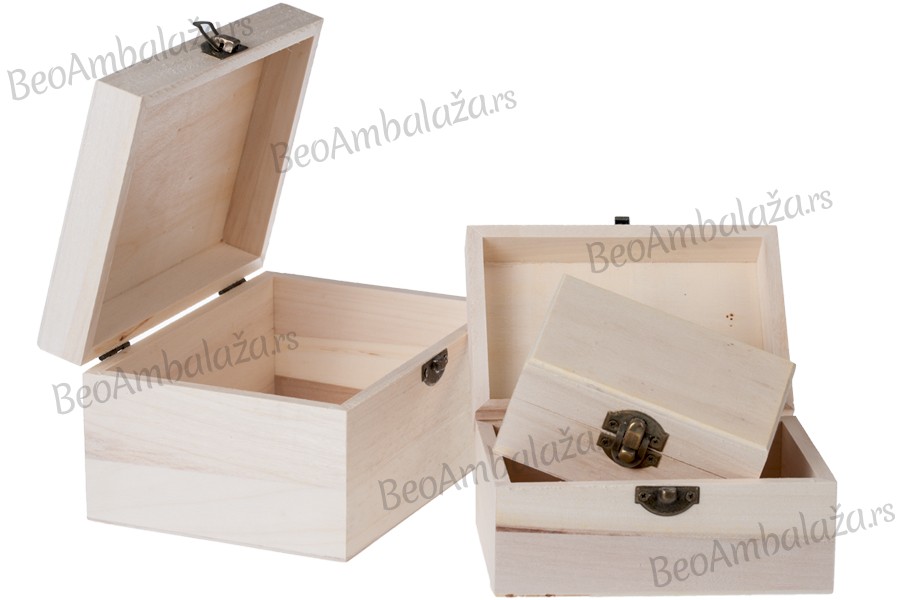 Komplet četvrtastih drvenih kutija u 3 veličine sa metalnom kopčom