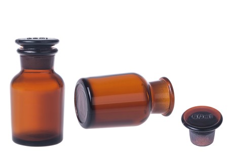 Farmaceutska staklena flašica 60mL, smeđe boje sa staklenim zatvaračem-slika_proizvoda