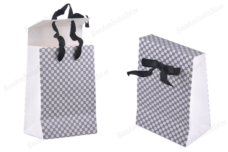 Papirno poklon-pakovanje 105x67x150mm, sa crnom gro mašnom 10mm - 20 kom-dimenzije_slike