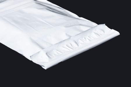 Plastična bela PE kesa 250x350mm (za A4 format) sa samolepljivim zatvaranjem, za slanje poštom - 100 kom-grupa_slika