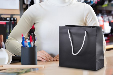 Plastificirana crna kartonska kesa 220x90x210mm sa srebrnim uvijenim kanapom - 20 kom-grupa_slika