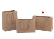 Papirna kraft kesa 210x75x140mm sa pamučnom drškom - 12 kom Papirna kraft kesa 210x75x140mm sa pamučnom drškom - 12 kom