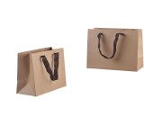 Papirna kraft ekološka kesa 230x100x170mm, sa braon trakom širine 20mm - 20 kom Papirna kraft ekološka kesa 230x100x170mm, sa braon trakom širine 20mm - 20 kom
