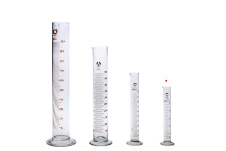Staklena menzura 50mL-grupa_slika
