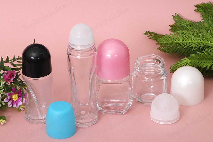 Staklena roll-on bočica 50mL sa ružičastim plastičnim zatvaračem-grupa_slika