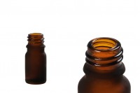 Braon staklena bočica od peskiranog stakla za etarska ulja 5mL, sa grlom PP18 - bez zatvarača