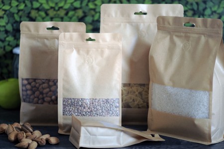 Kraft DoyPack kesice sa zip zatvaranjem, ventilom, prozorom, Eurohole otvorom, unutrašnjom i spoljašnjom providnom oblogom i sa mogućnošću termo zatvaranja 100x60x200 mm - 25kom-grupa_slika