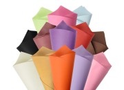 Papir za uvijanje –pakovanje MAT 50x70 cm u različitim bojama – 25 kom Papir za uvijanje –pakovanje MAT 50x70 cm u različitim bojama – 25 kom