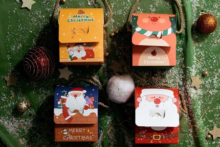 Božićna poklon kutijica sa ručkom 100x90x125 mm - 25 kom-grupa_slika