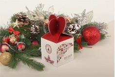 Božićna kartonska poklon kutijica 90x90x155 mm - 10 kom