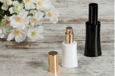 Staklena bočica za parfeme 50mL ovalna u crnoj ili beloj boji (18/415)