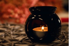 Keramički svećnjak - osveživač prostora u više boja