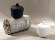 Staklena tegla 220mL (fondanjera) 90x104 mm sa zatvaračem