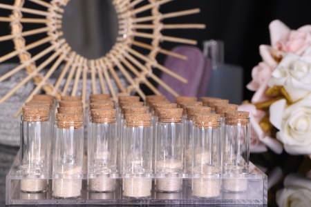 Stalak (postolje) od pleksiglasa 264x232x26mm - 56 otvora prečnika 27,5mm-grupa_slika