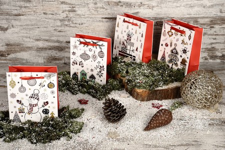 Ukrasna papirna kesa 140x70x170 mm sa novogodišnjim motivima- 12 kom-grupa_slika