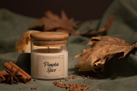 Pumpkin spice - Aromatična sveća od sojinog voska sa drvenim fitiljem (110gr)-grupa_slika