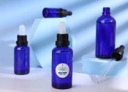 Plava staklena bočica za etarska ulja 100mL, sa grlom PP18 - bez zatvarača