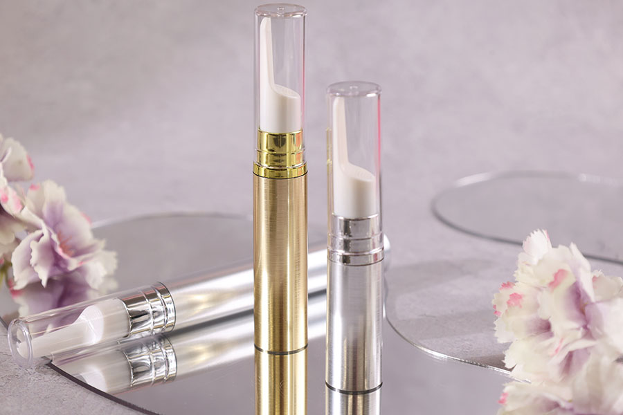 Airless bočica 10mL za serum u dve boje, sa zatvaračem - 12 kom Airless bočica 10mL za serum u dve boje, sa zatvaračem - 12 kom