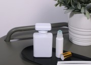 Staklena roll-on bočica 10mL sa metalnom kuglicom, u raznim bojama Staklena roll-on bočica 10mL sa metalnom kuglicom, u raznim bojama
