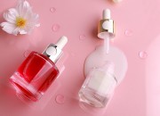 Staklena bočica 15mL sa zlatnom ili srebrnom pipetom na klik i drenažnim elementom-grupa_slika