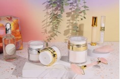 Airless plastična teglica 15mL sa providnim zatvaračem i srebrnim ukrasem