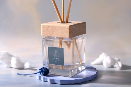 Četvrtasti drveni zatvarač za osveživače prostora PP28 sa otvorom za štapiće i plastičnim čepom-grupa_slika