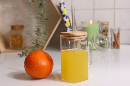 Tegla sa drškom 230mL sa drvenim poklopcem i rupom za slamčicu-5