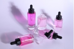 Staklena bočica 30 ml providna sa crnom pipetom za serum i regulatorom toka
