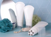 Plastična bela tubica 150mL sa metalnim roll on kuglicama i providnim zatvaračem Plastična bela tubica 150mL sa metalnim roll on kuglicama i providnim zatvaračem