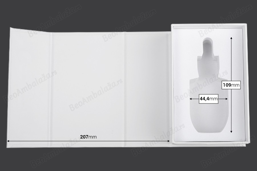 Luksuzna bela kutija 90x140x55mm sa magnetnim zatvaranjem, za bočicu 30mL sa šifrom: 22-1569-grupa_slika