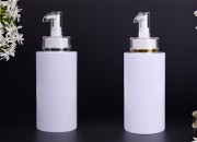 Flašica 300 ml PET sa pumpicom za kremu (PP24) i poklopcem – 6 kom Flašica 300 ml PET sa pumpicom za kremu (PP24) i poklopcem – 6 kom