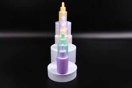 Staklena bočica od 30mL sa pipetom u MAT pastelnim bojama-grupa_slika
