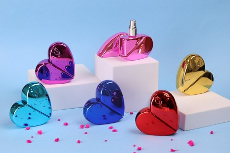 Flašica 25mL za parfem sa sprejom u obliku srca, u više boja-grupa_slika