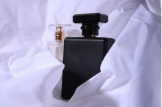 Providna staklena flašica za parfem 100mL sa sprejom i zatvaračem