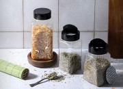 Plastična (PET) providna teglica 500mL, sa crnim poklopcem i unutrašnjom zaptivkom (PE) za začine - 6 kom