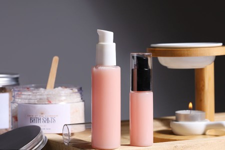 Plastična pumpica PP18 za kreme u crnoj ili beloj boji sa providnim zatvaračem-grupa_slika