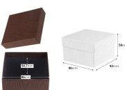 Kartonska poklon kutija 86x92x56mm u više boja - 6 kom Kartonska poklon kutija 86x92x56mm u više boja - 6 kom