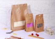 Kraft DoyPack kesice sa zip zatvaranjem, prozorom, Eurohole otvorom, unutrašnjom i spoljašnjom providnom oblogom i sa mogućnošću termo zatvaranja 160x80x260mm - 50kom