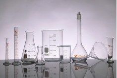 Staklena menzura 100mL