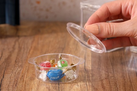 Set plastičnih posudica sa kašičicama za slatkiše i kolače - 12 kom-grupa_slika