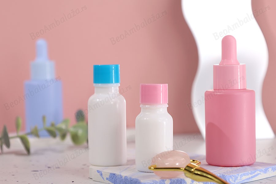 Plastični zatvarač PP18 sa unutrašnjom zaptivkom, više boja - 20 kom-grupa_slika