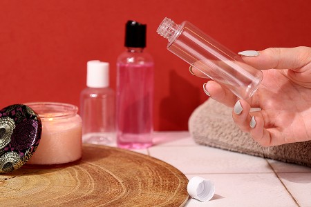 Providna PET flašica 100mL sa belim ili crnim disk top zatvaračem - 12 kom-grupa_slika