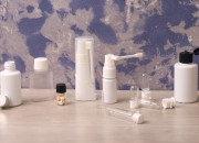 Flašica 10mL sa pumpicom i raspršivačem, za dermatološku i farmaceutsku upotrebu - 12 kom Flašica 10mL sa pumpicom i raspršivačem, za dermatološku i farmaceutsku upotrebu - 12 kom