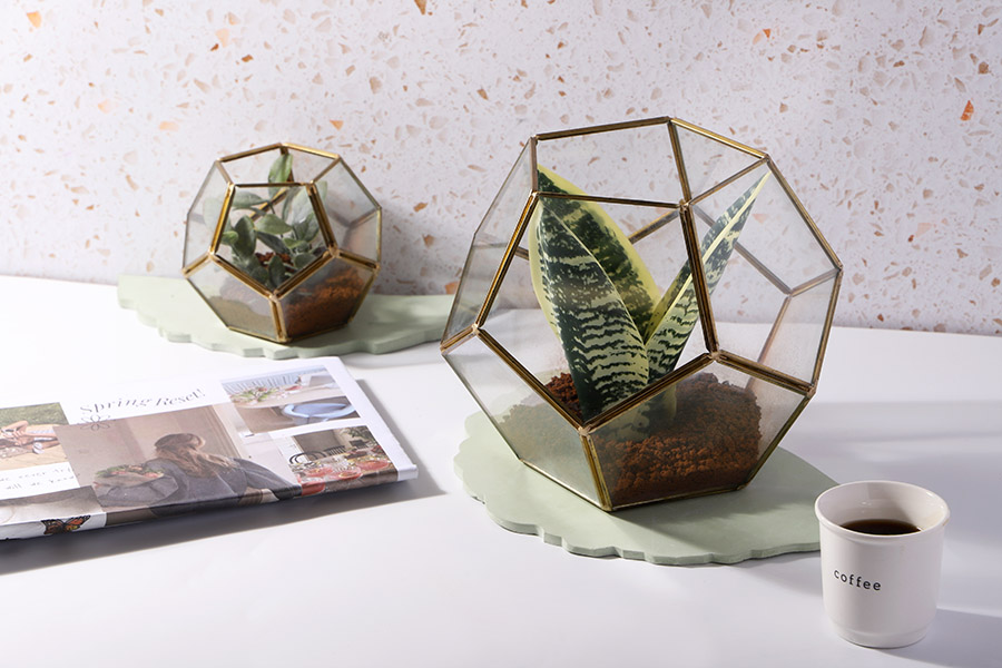 Stakleni ukrasni svećnjak-grupa_slika