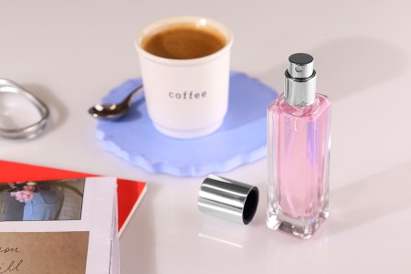 Sprej sa poklopcem za parfemske bočice sa sigurnosnim Crimp zatvaranjem 15 mm (šifra za bočicu: 18-395)-grupa_slika