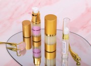 Airless akrilna bočica 30mL za kreme sa aluminijumskom osnovom i zatvaračem u 2 boje Airless akrilna bočica 30mL za kreme sa aluminijumskom osnovom i zatvaračem u 2 boje