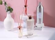 Staklena bočica 100 ml sa prstenom i čepom za osveživač prostora Staklena bočica 100 ml sa prstenom i čepom za osveživač prostora