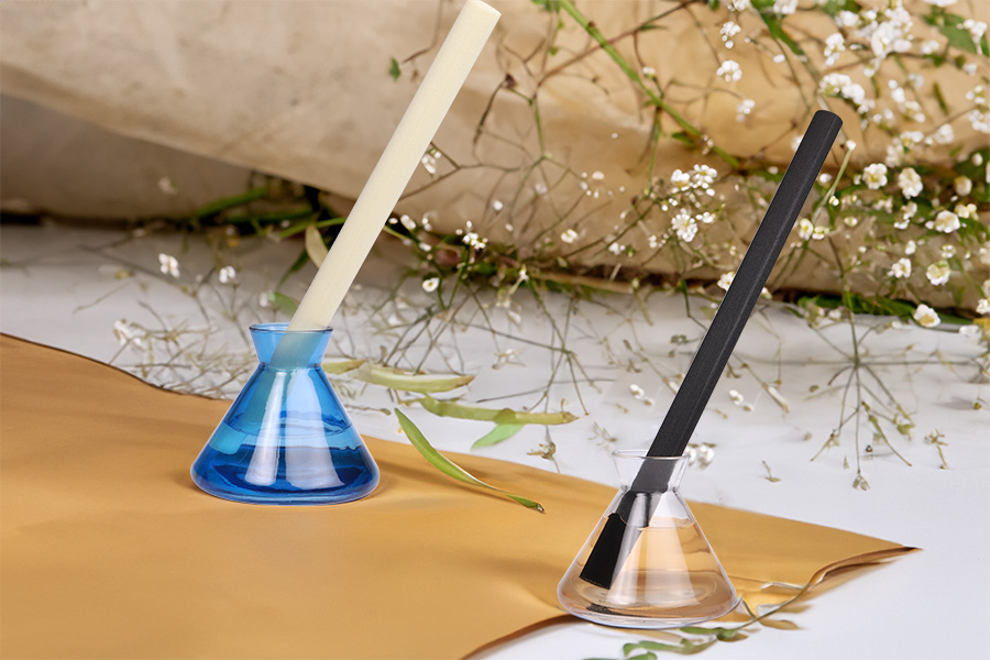 Staklena ukrasna bočica 200 ml za osveživač prostora-grupa_slika